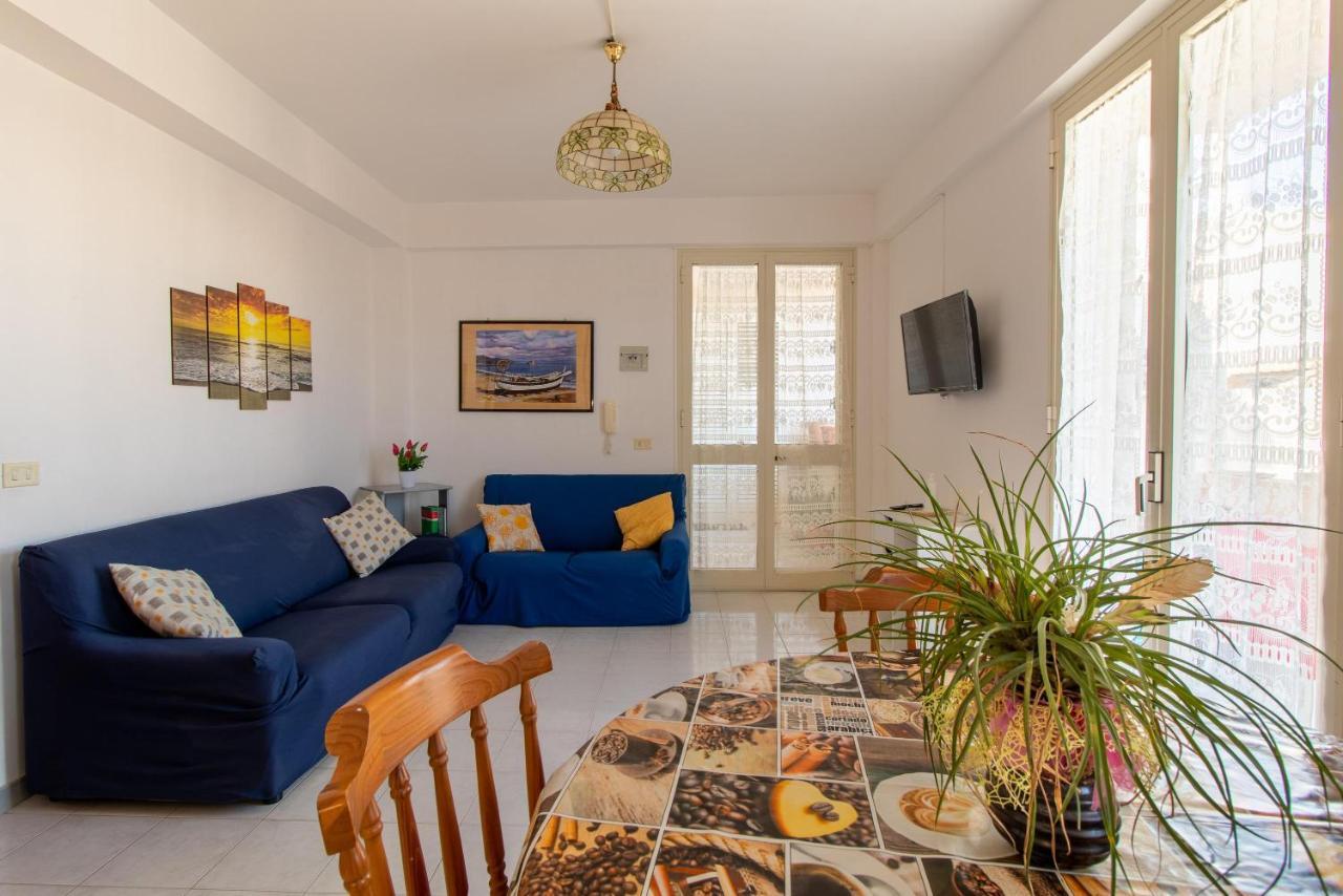 ドンナルカタCasa Rivieraアパートメント エクステリア 写真