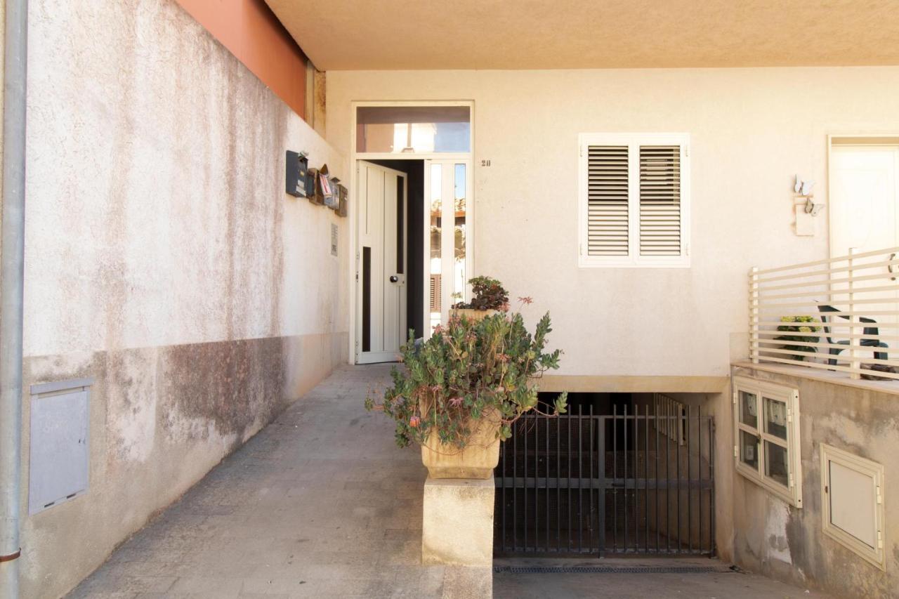 ドンナルカタCasa Rivieraアパートメント エクステリア 写真